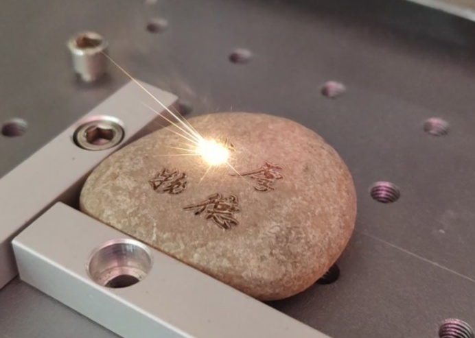 紫外激光打标机标记速度详解