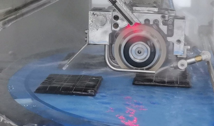 国产精密划片机崛起：技术突破与案例分析