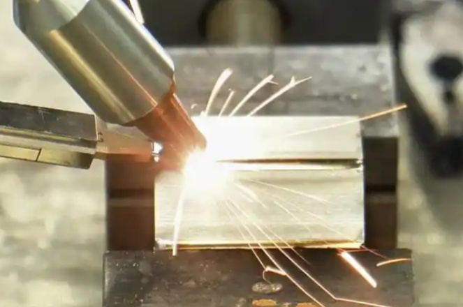 光纤激光焊接机在厨具制造行业的落地案例