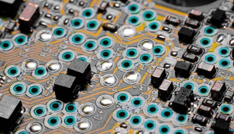 PCB电路板盲孔粗糙怎么办