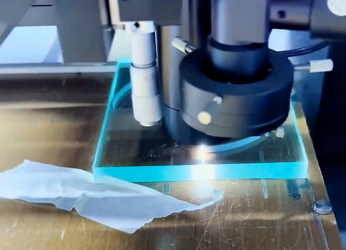 紫外皮秒激光切割玻璃的具体参数有哪些